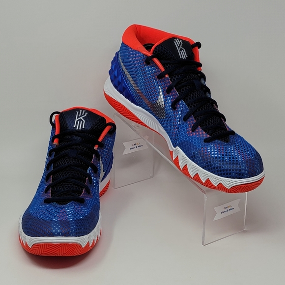 red white and blue kyries